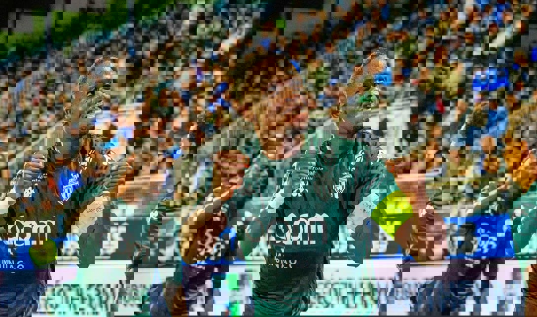 2083301