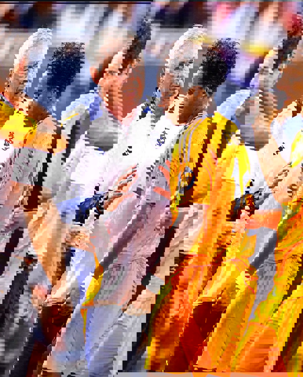 2083308