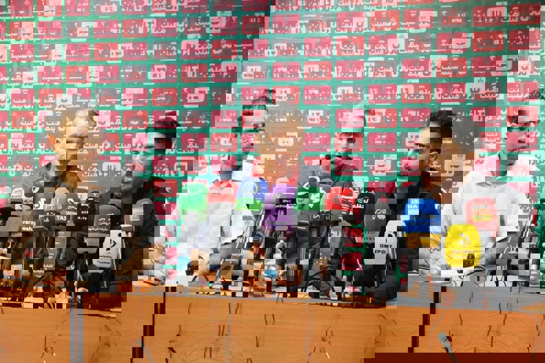2083336