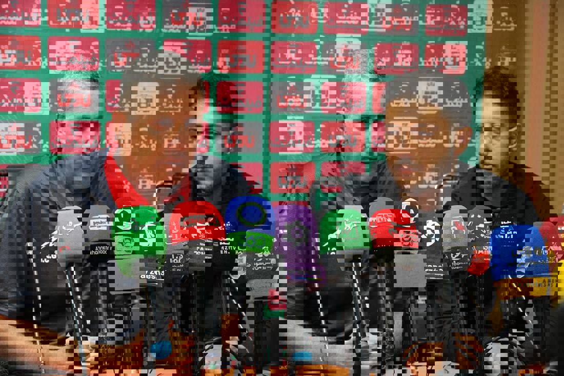 2083337