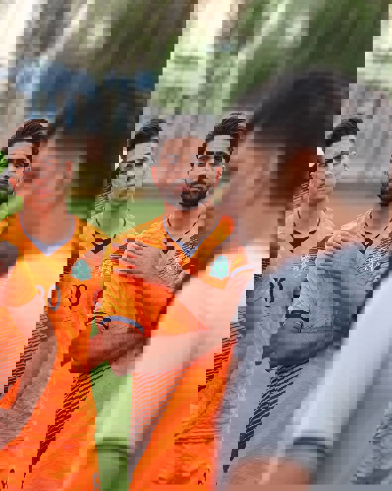 2083527