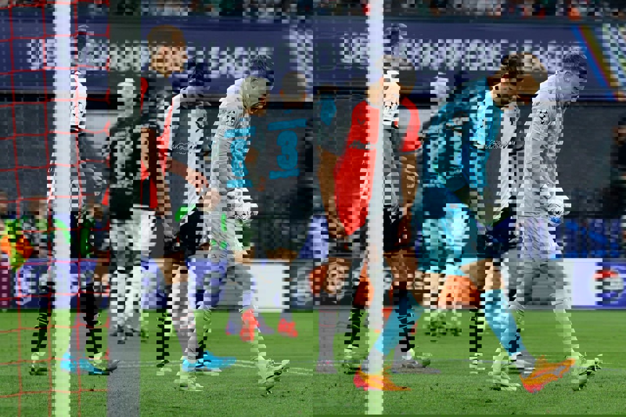 2083597