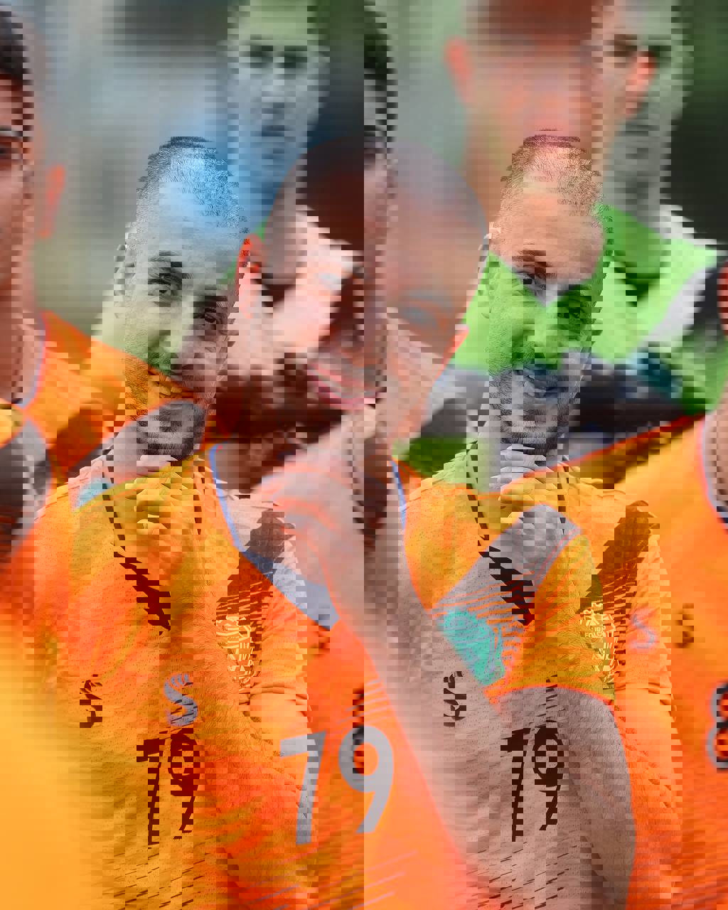 2083722