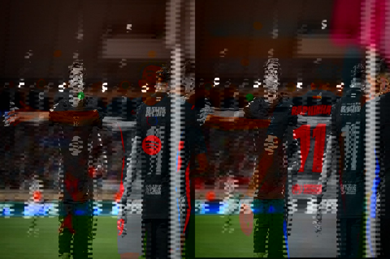 2083753