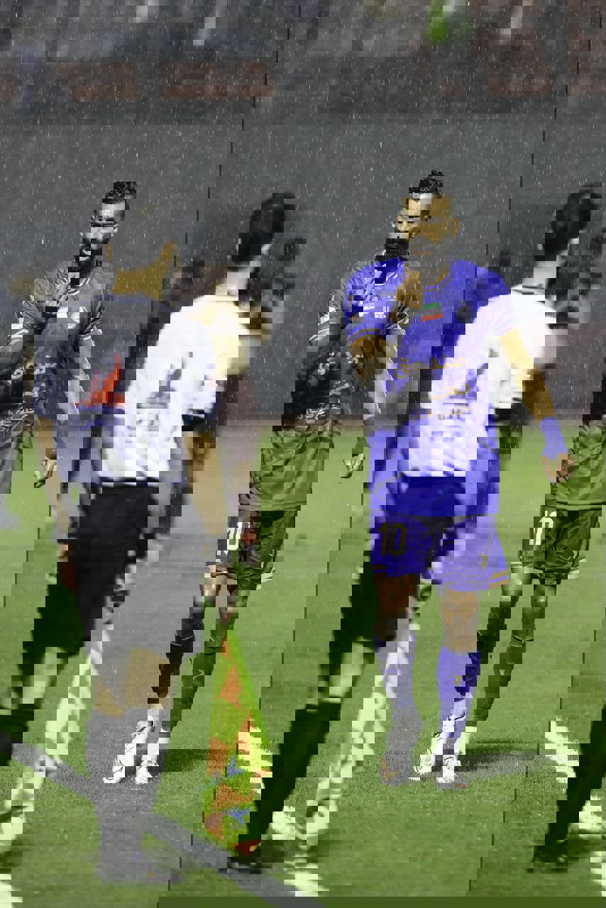 2084102