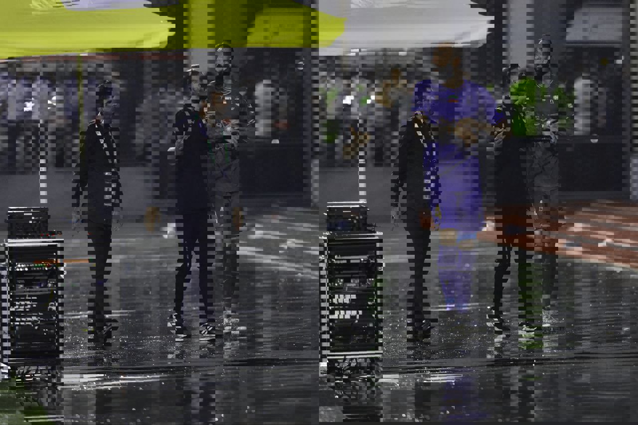 2084101