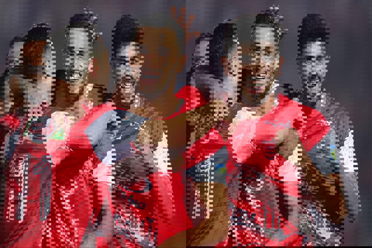 2084048