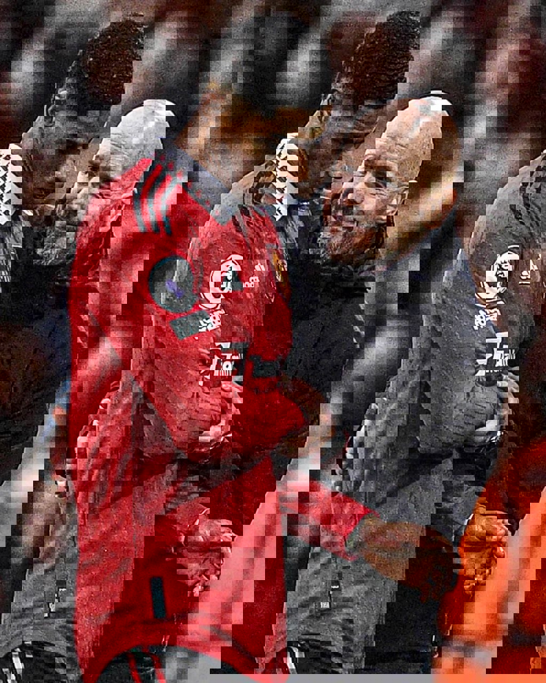 2084098