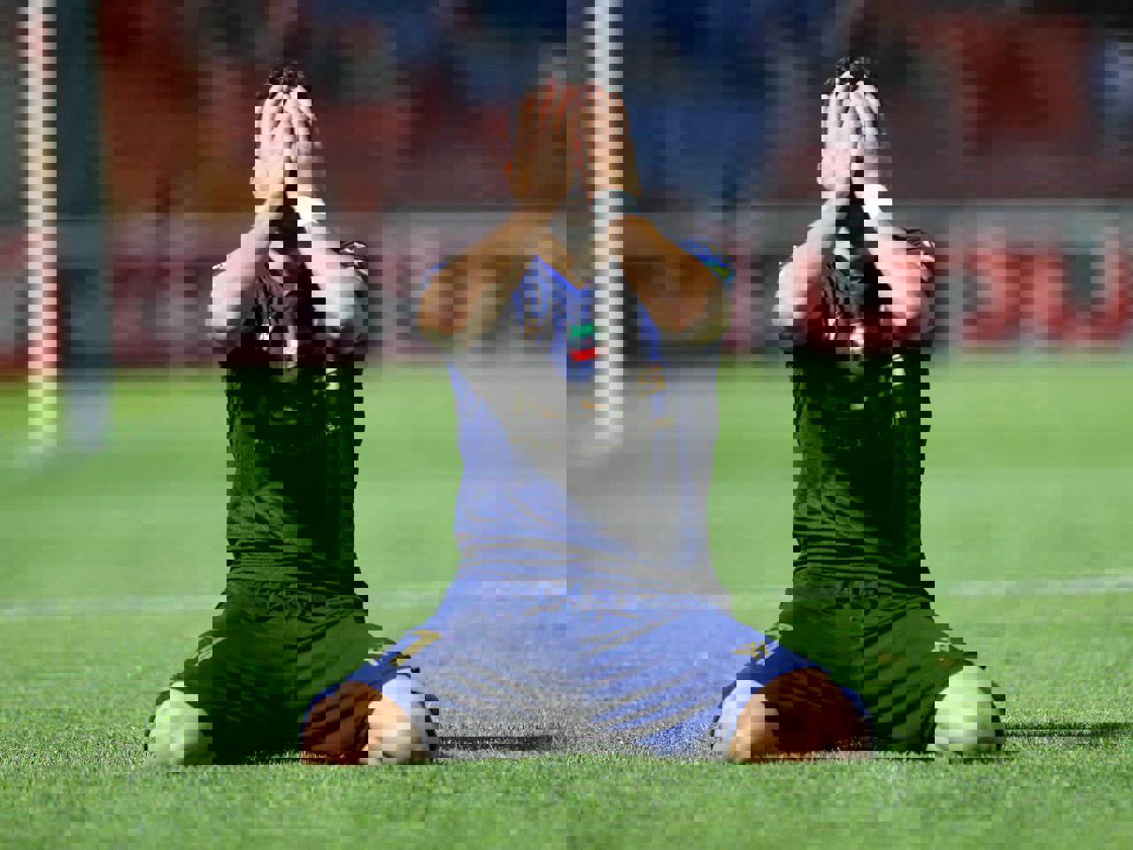 2084133