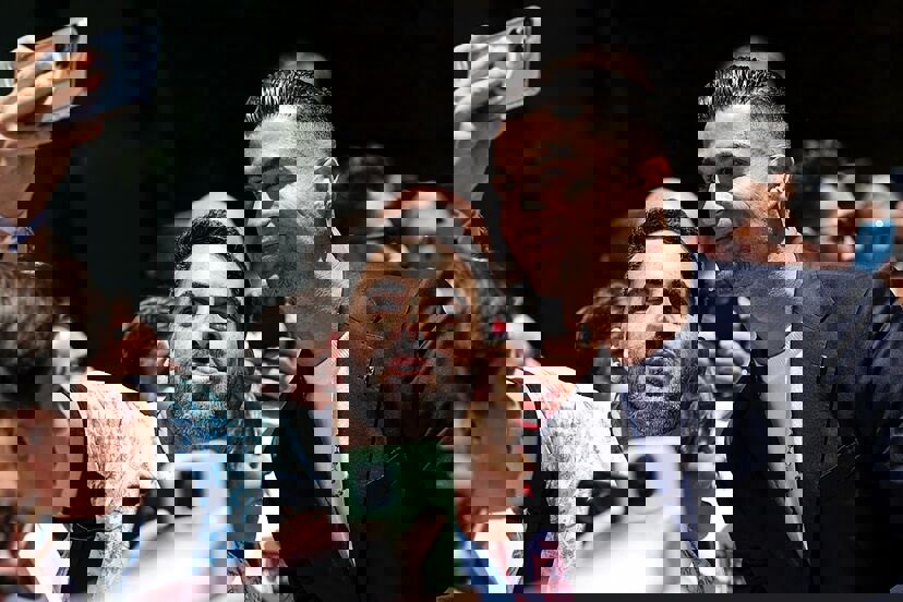 2084169