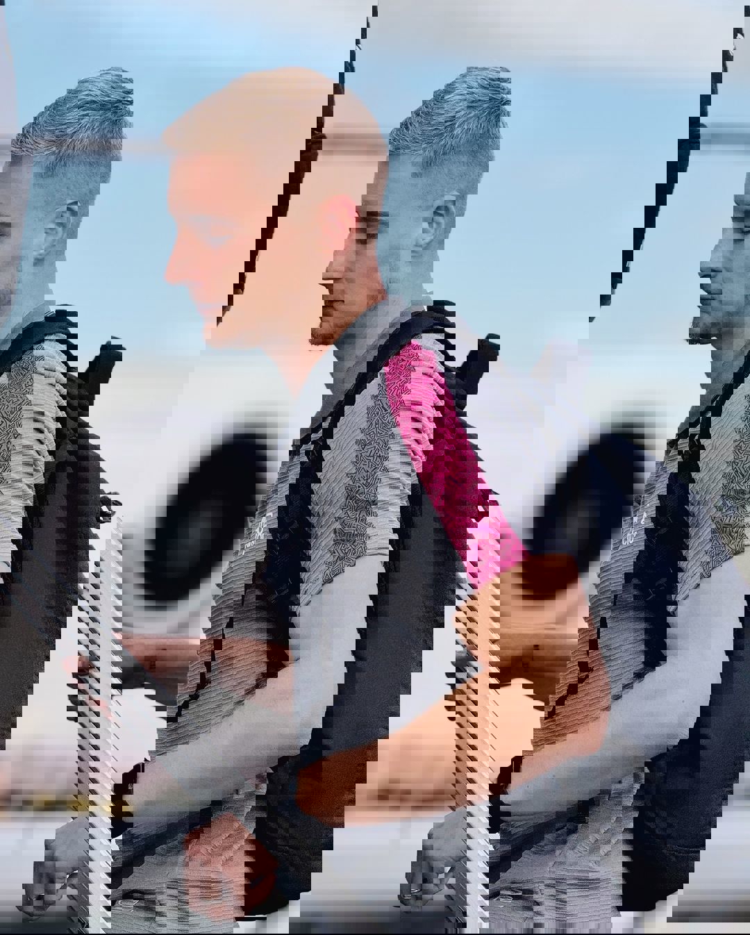 2084408