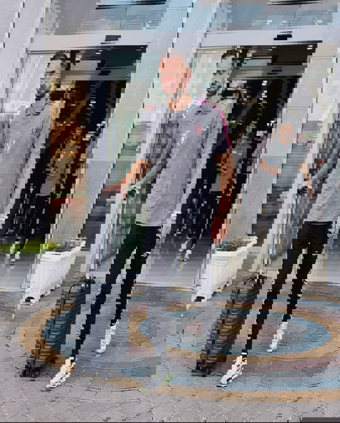 2084407