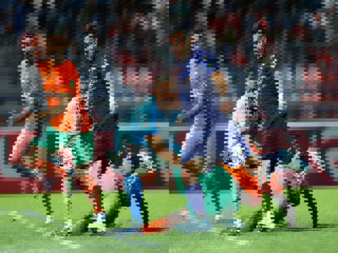 2084325