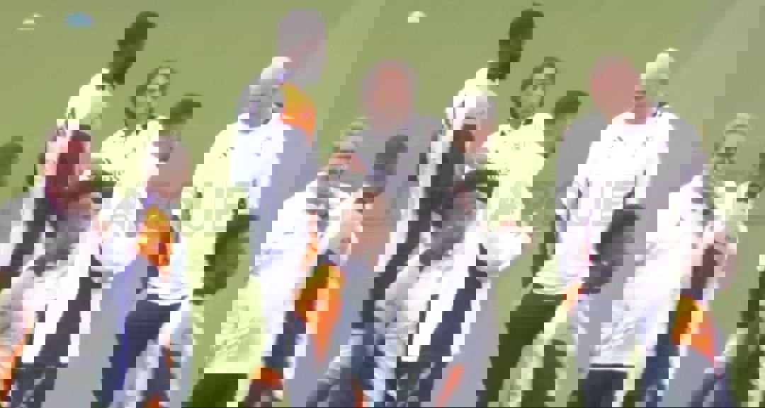 2084354