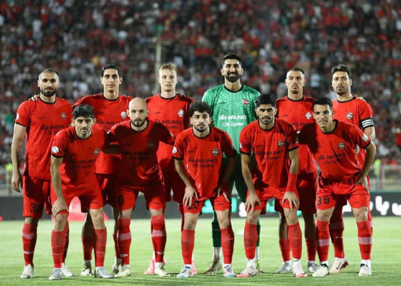 ملوان همه را شگفت زده کرد؛/ صدرنشینی تراکتور و هدیه بزرگ به پرسپولیس!