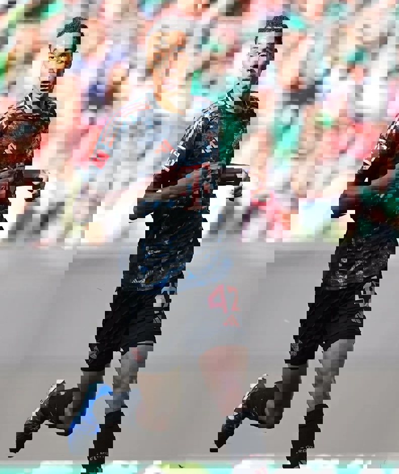 2085099