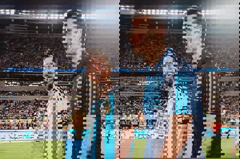 2085429