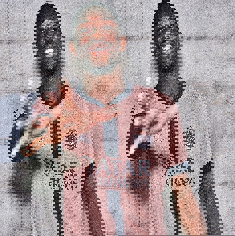 2085568