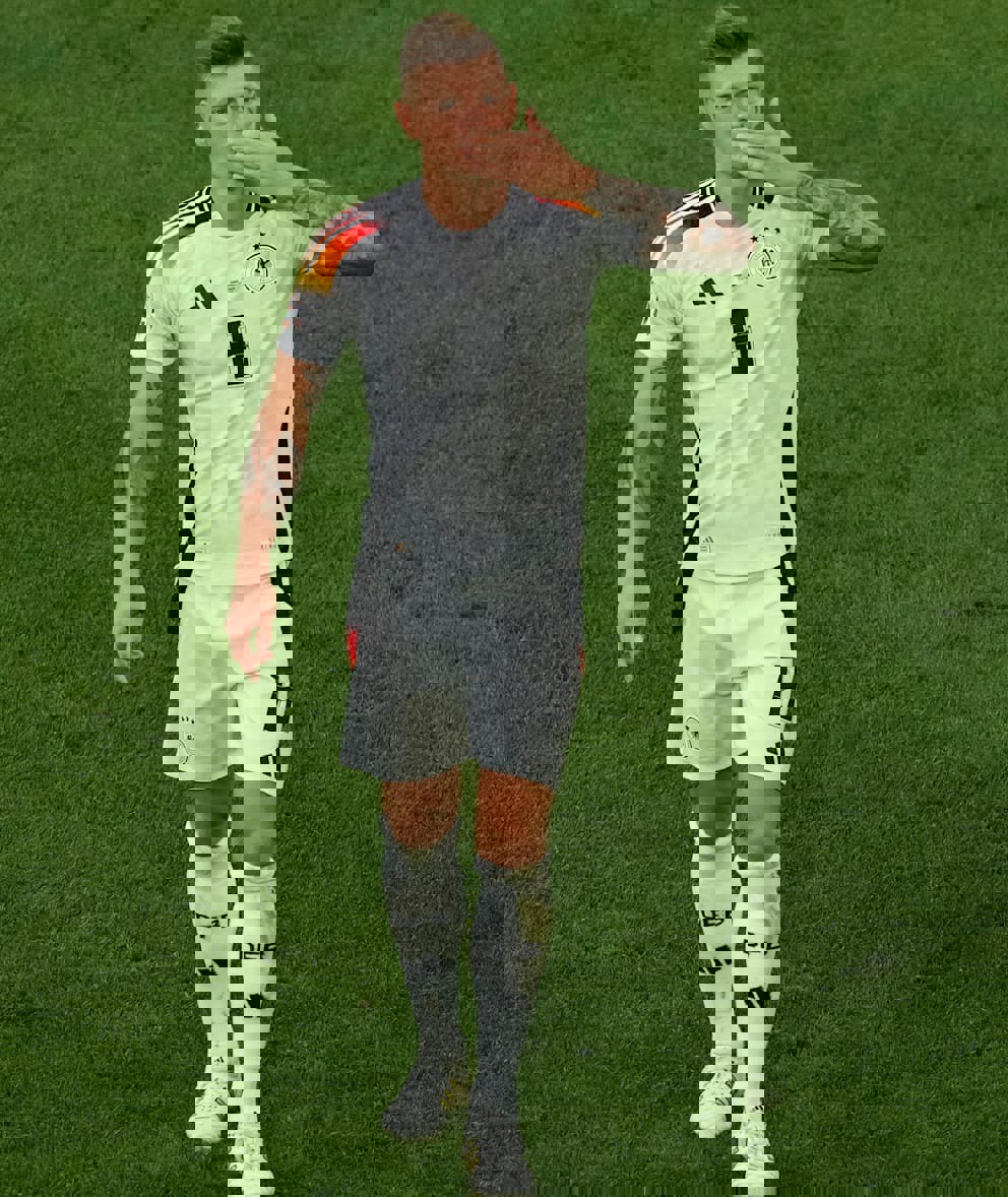 2085616