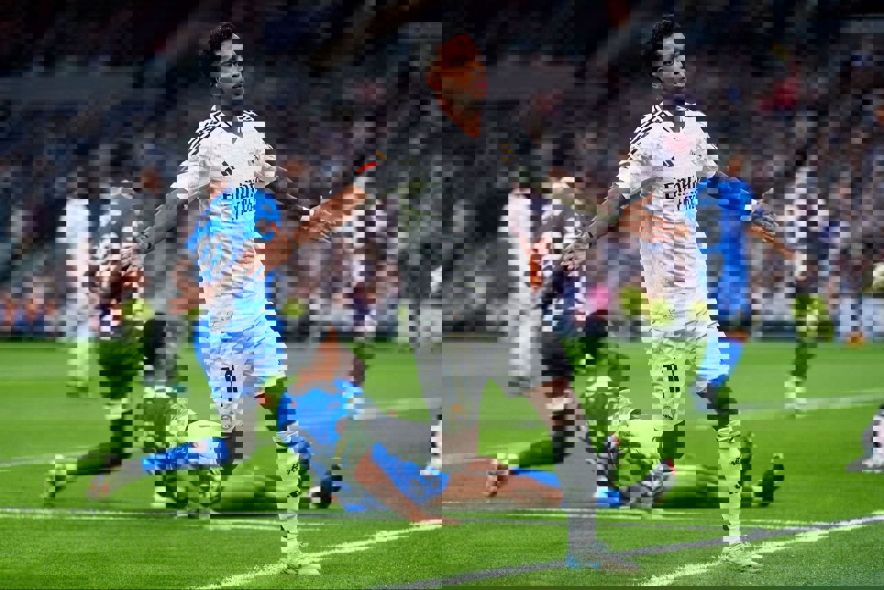 2085901