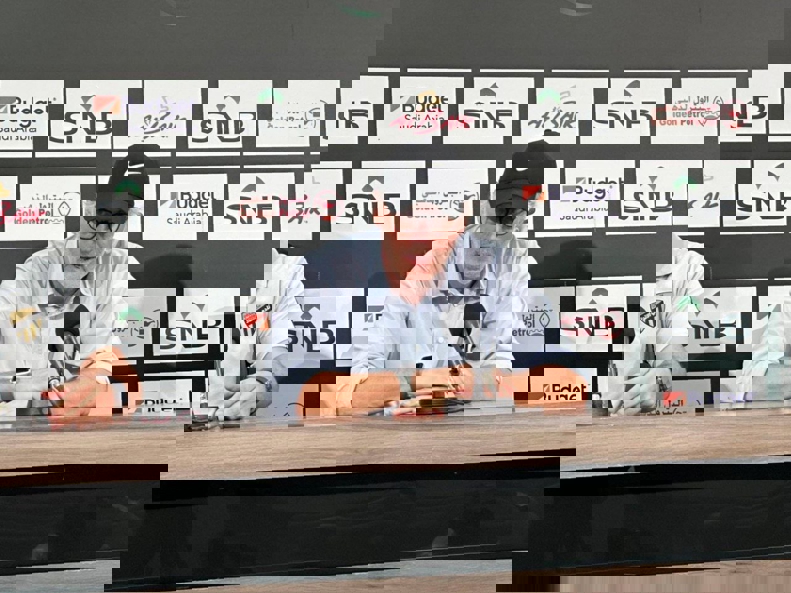 2085985