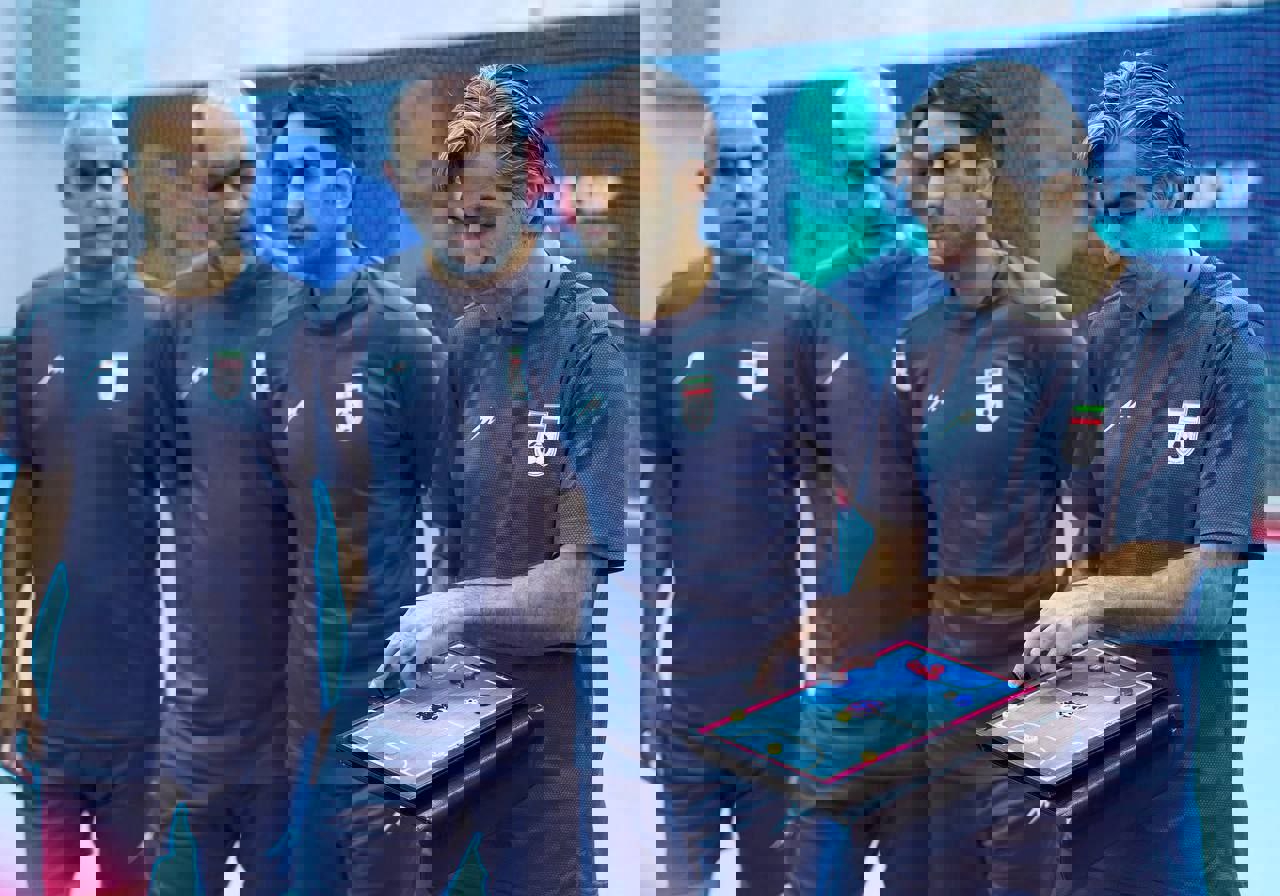 2086136