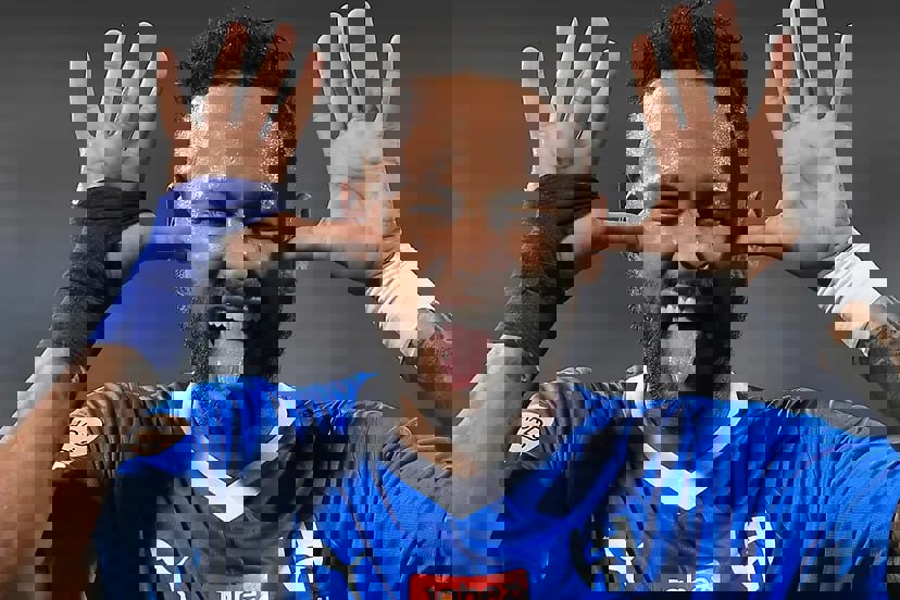 2086171
