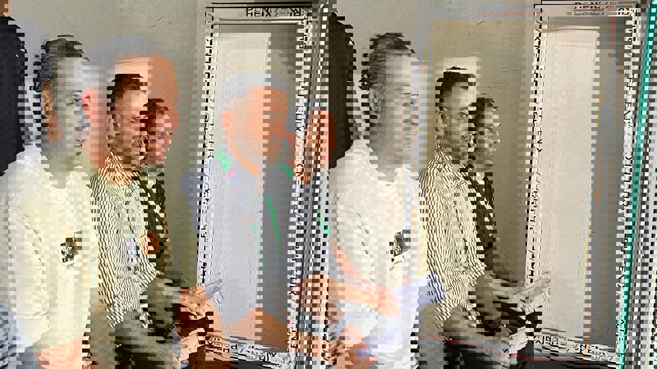 2086276