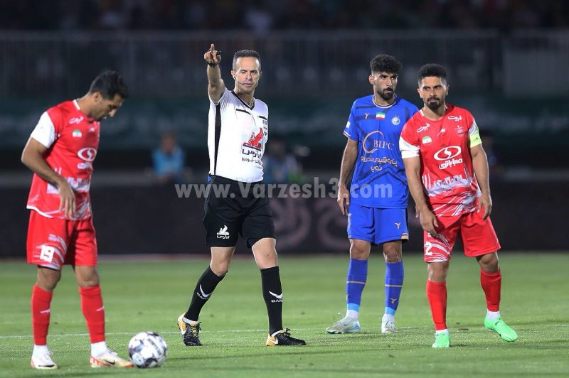 وی‌ای‌آر از استقلال و پرسپولیس گرفته شد