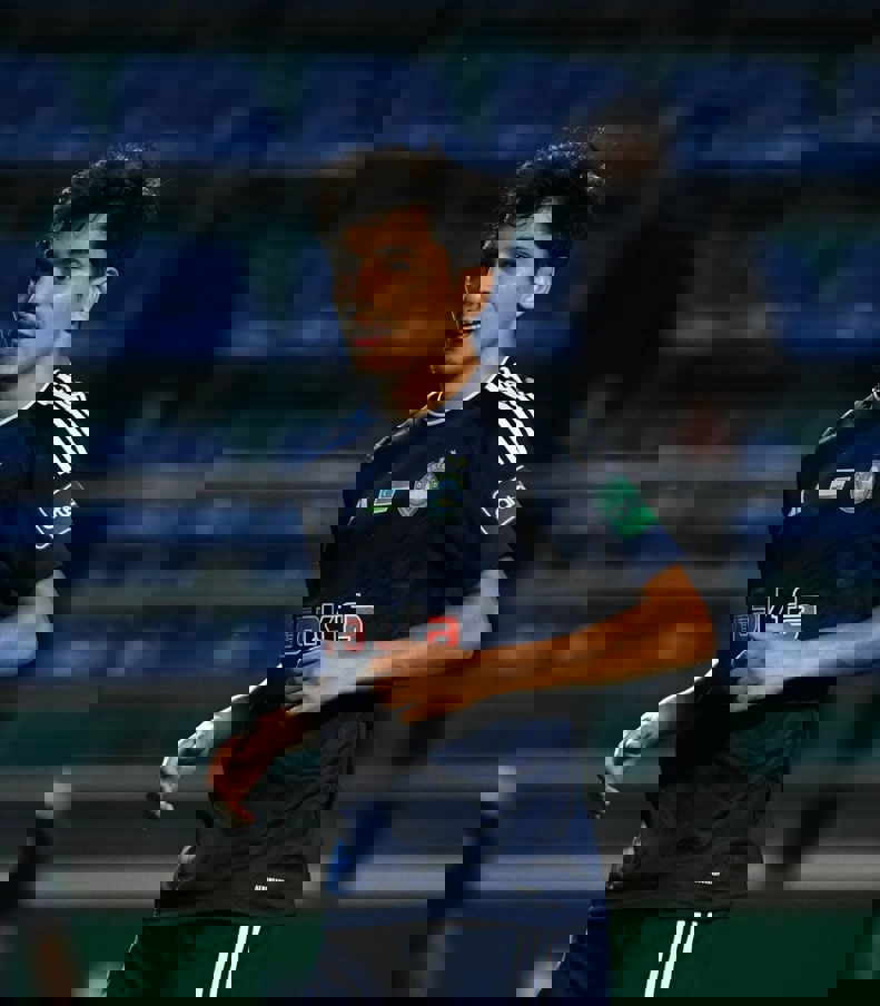 2086533