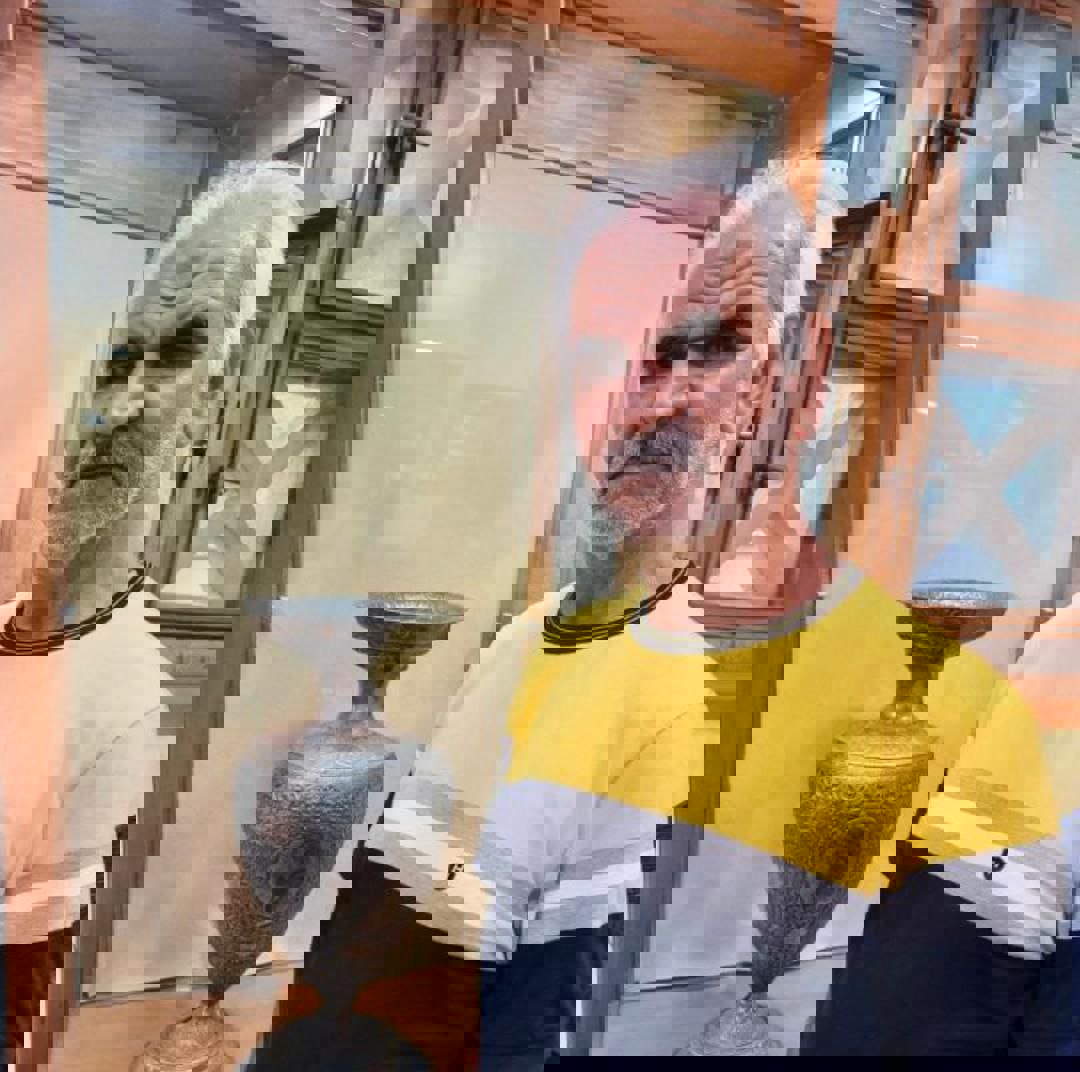 2086585