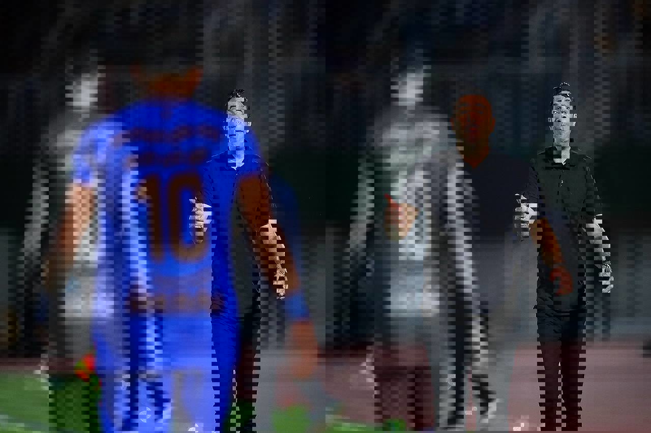 2086718