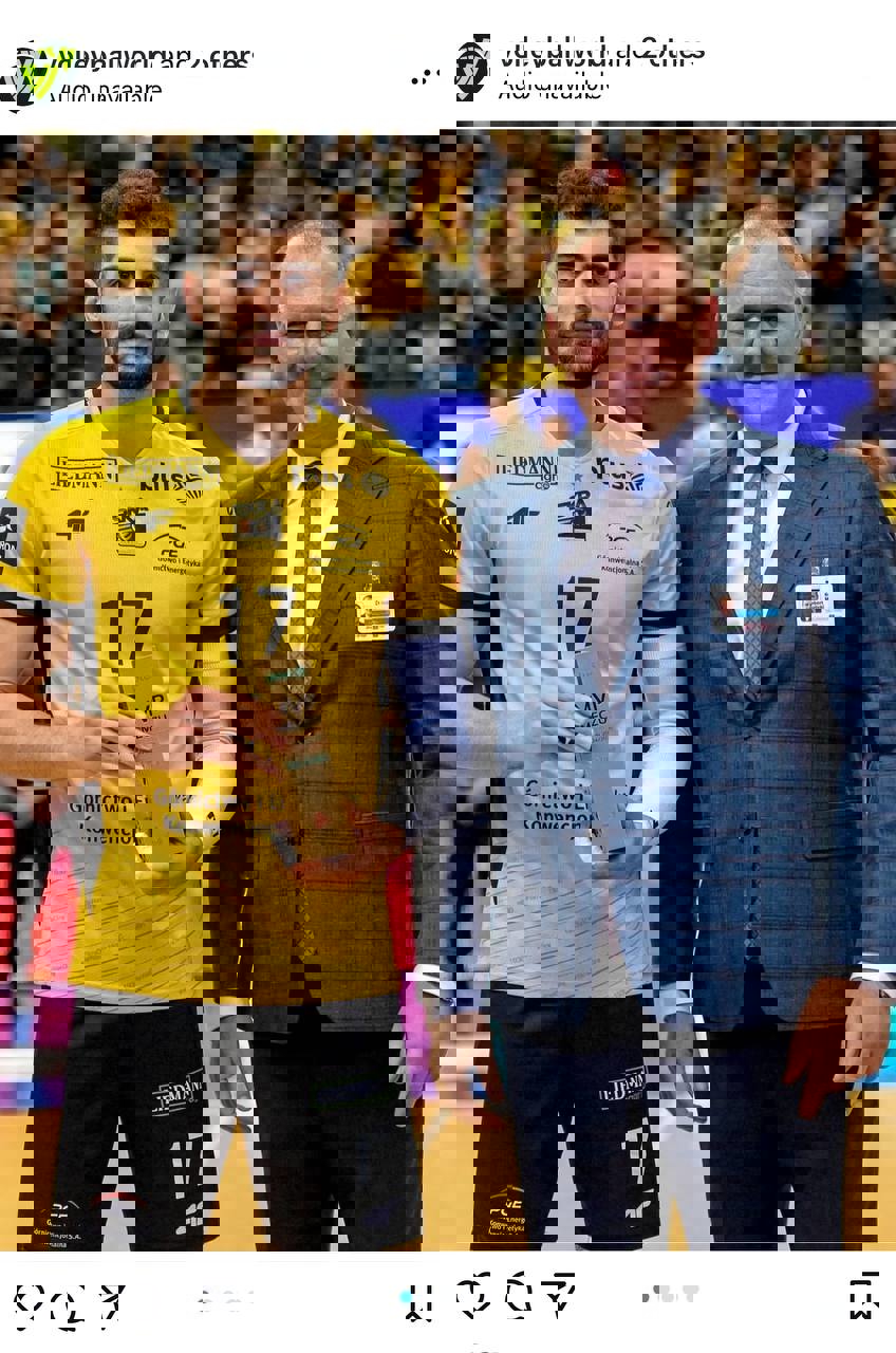 2086785