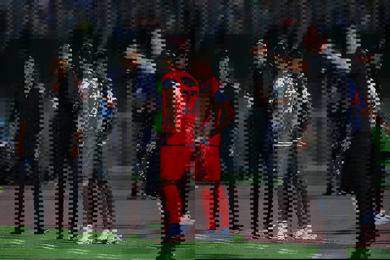 2086900