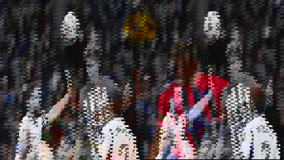 2087373
