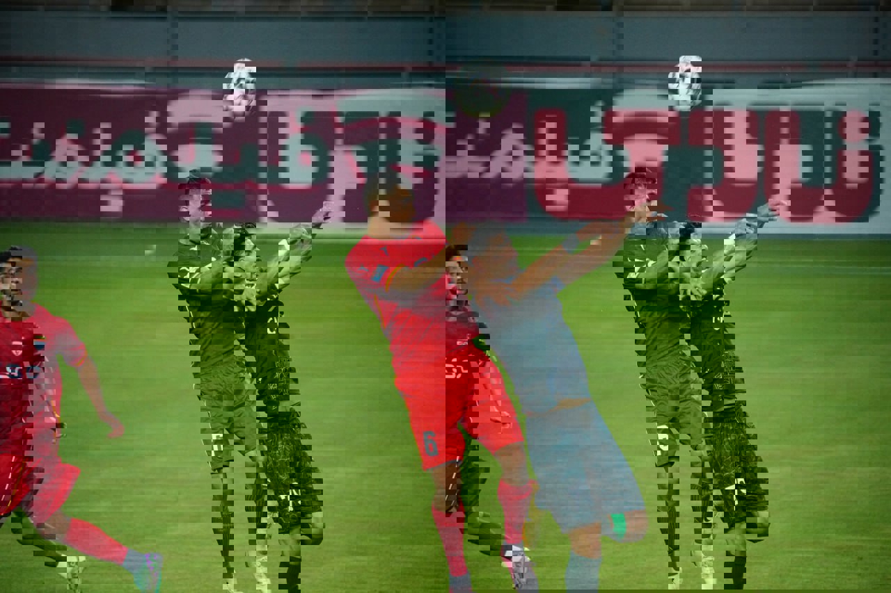 2087772