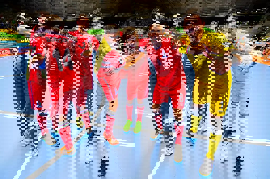 2087589