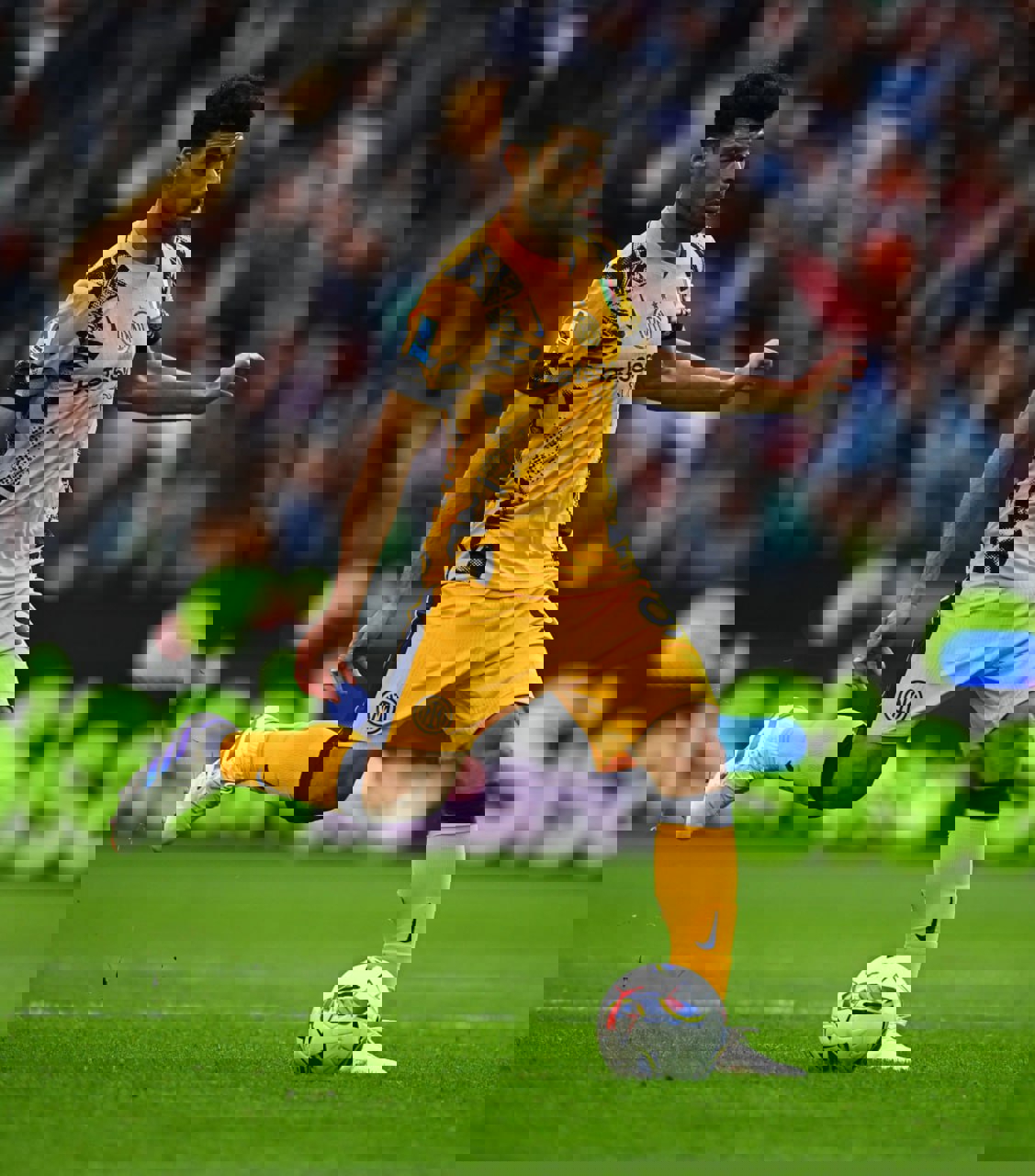 2087587