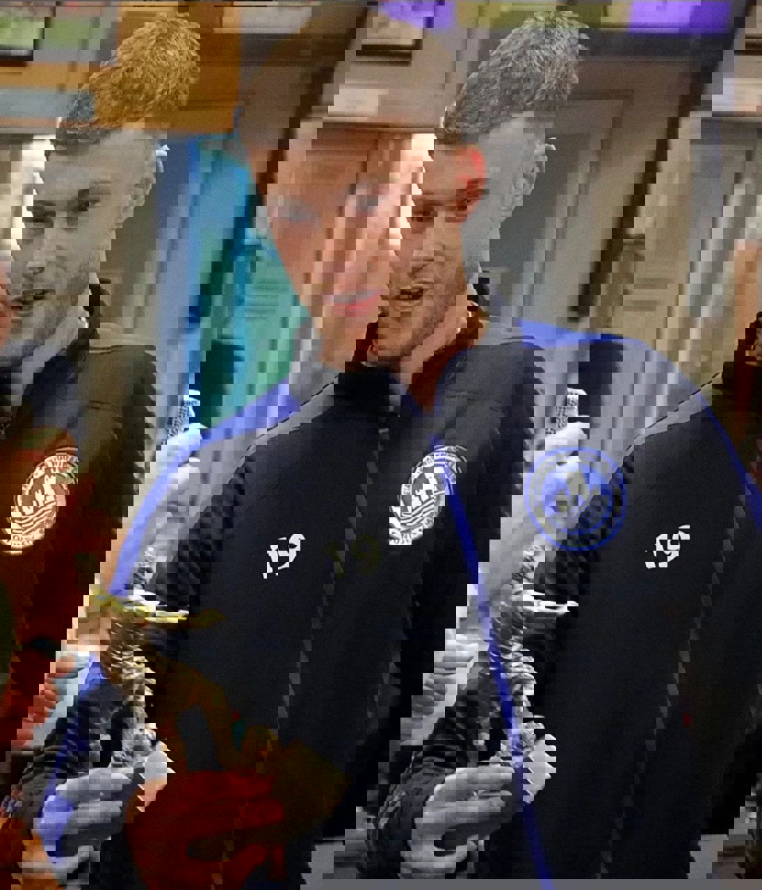 2087878