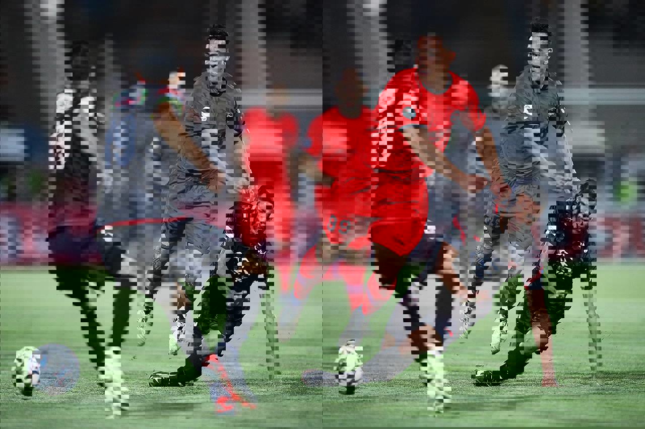 2087892
