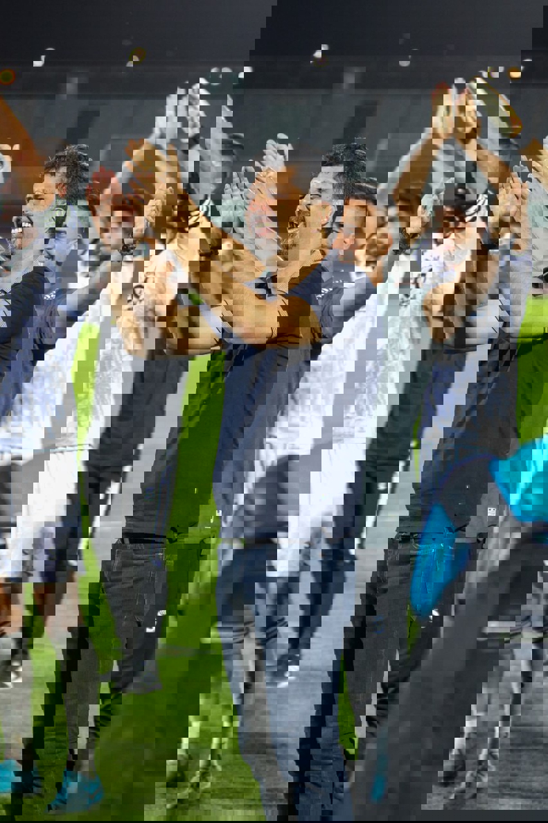 2088076
