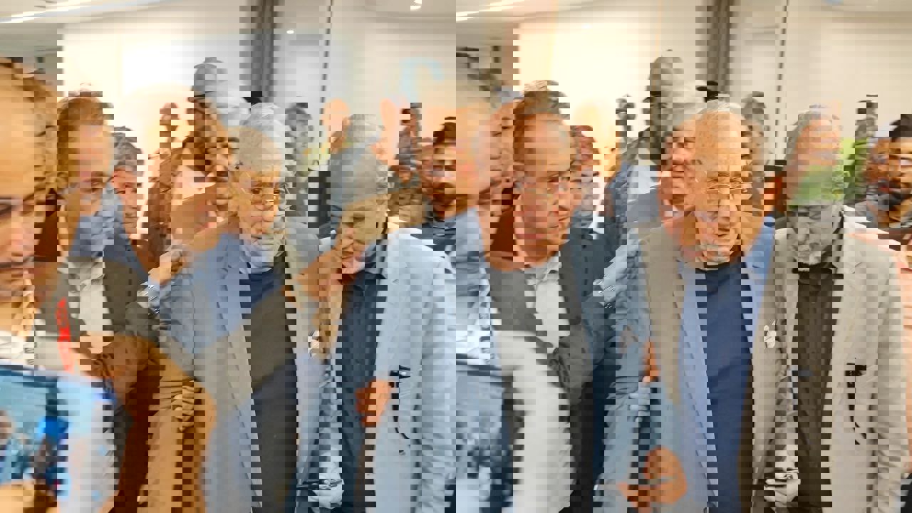 2088083