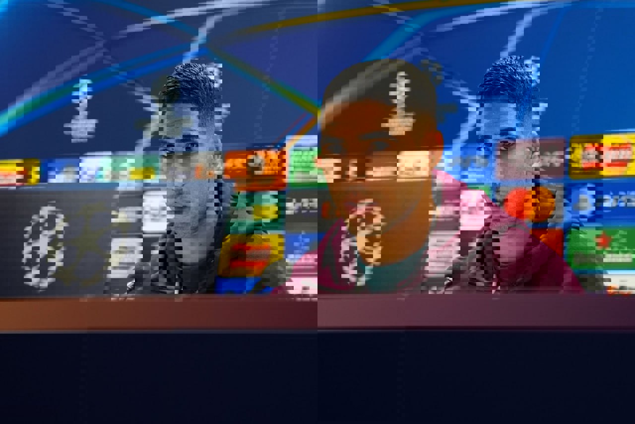 2088697