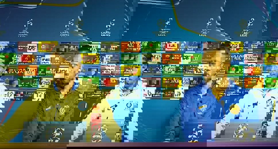 2088676