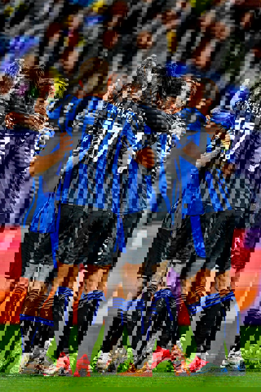 2089718