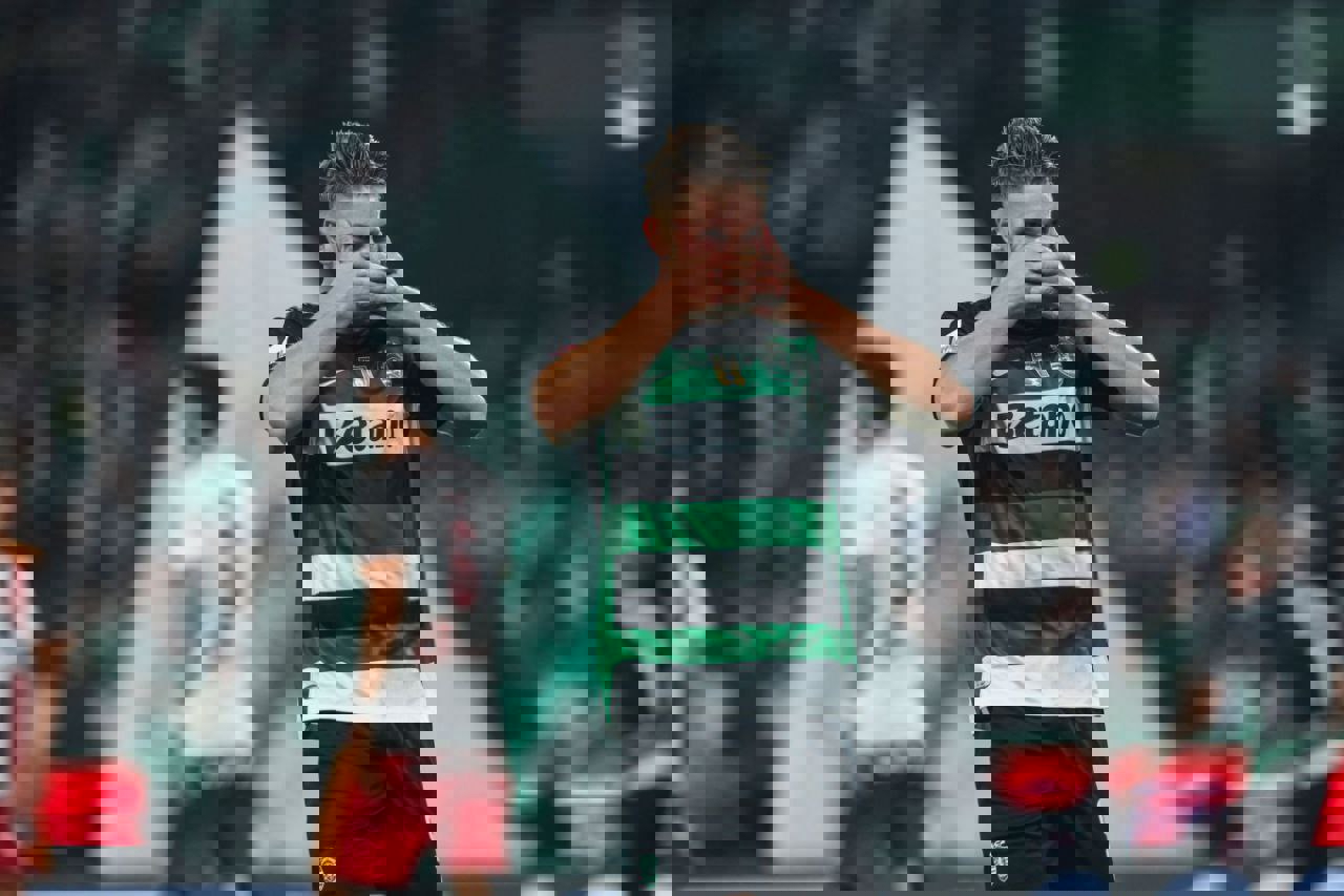 2090228