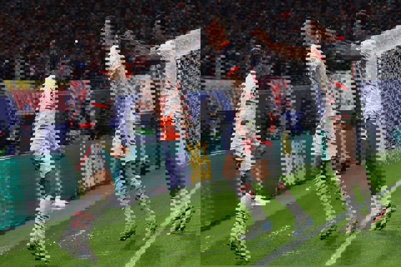 2089821