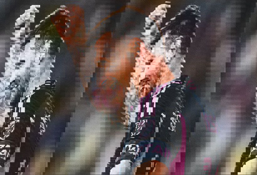 2089887