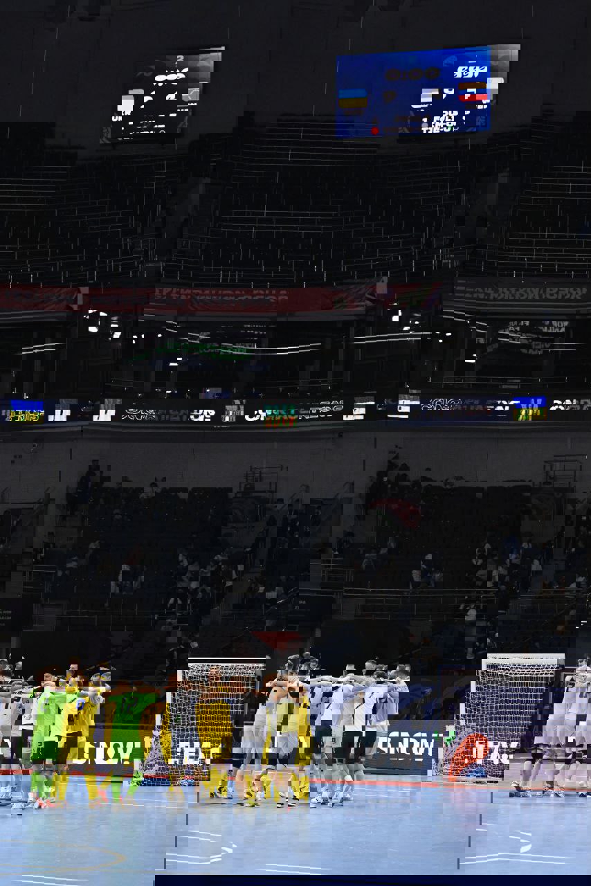 2089993