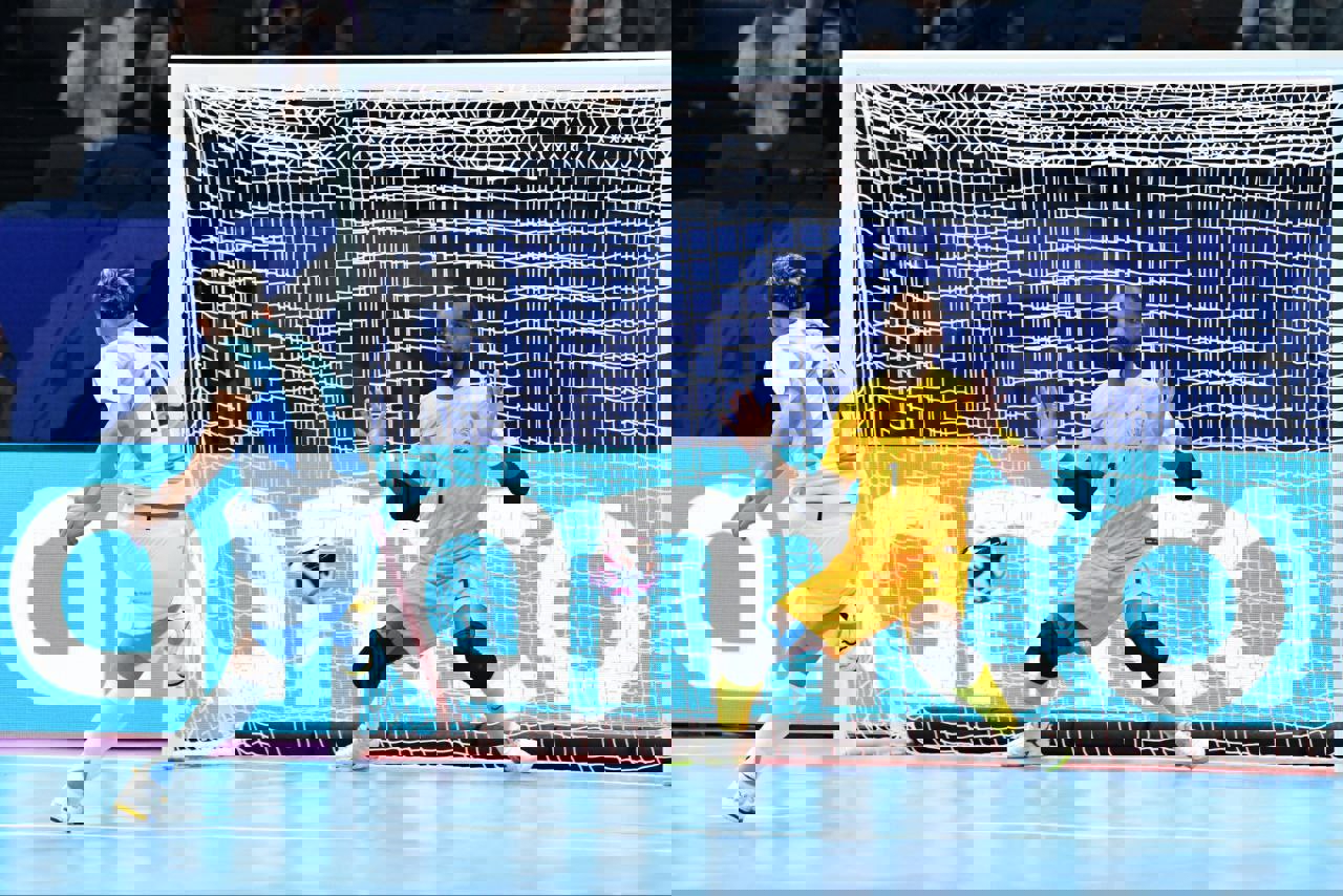 2090173